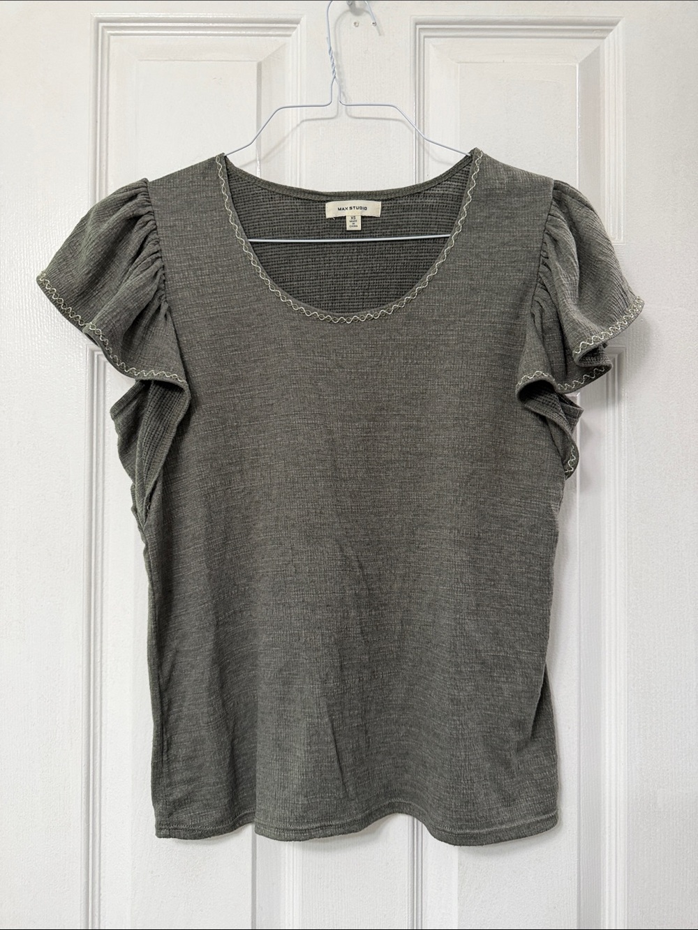 Max Studio Ruffle Sleeve Knit Top XS
